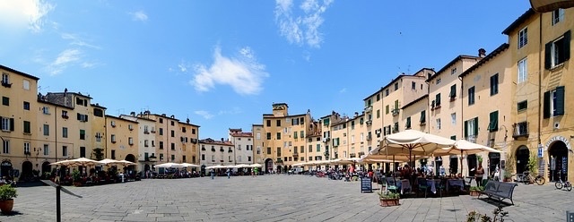 Florence_to_Chianti_excursion_Greve_piazza