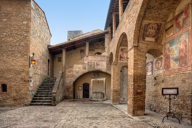 Private_driving_tour_from_Florence_to_Assisi
